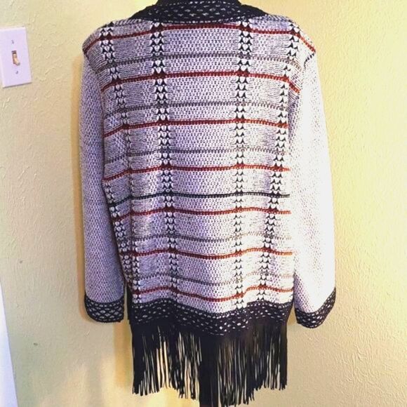 CJ Banks Gray Sweater with Maroon Lines & Black Trim & Fringe at Bottom, Sz 2X - Picture 2 of 6
